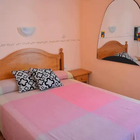 Casa Angels Parking Y Wifi Holiday home *